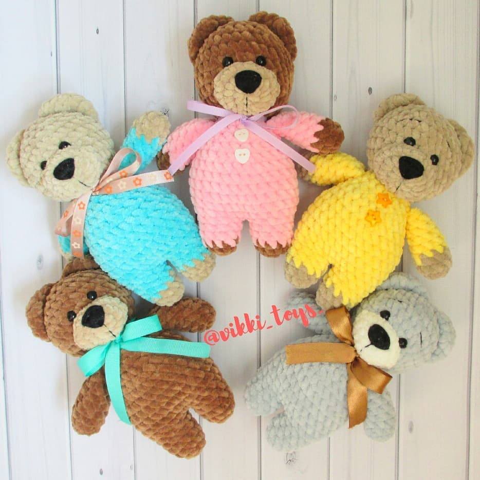 Crochet plush bears amigurumi