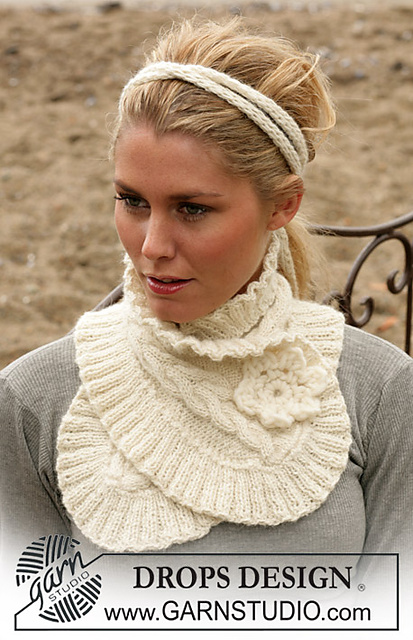 Free knitting pattern for extra chunky neck warmer and more neckwarmer knitting patterns