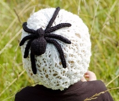 Charlottes Web Hat Knitting Pattern lace hat with spider