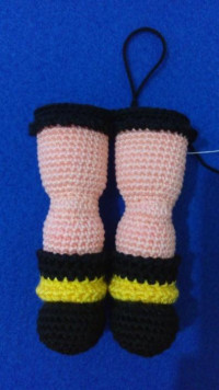 Готовые ножки для куколки амигуруми