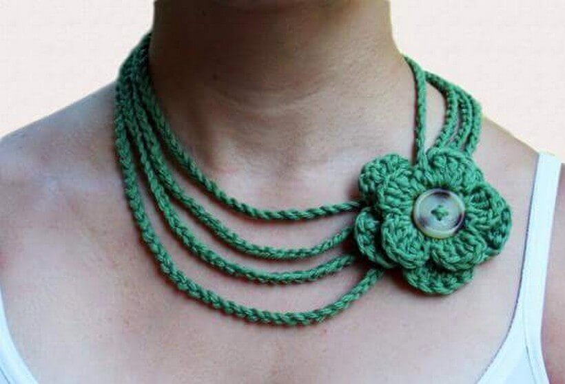 crochet necklace 13